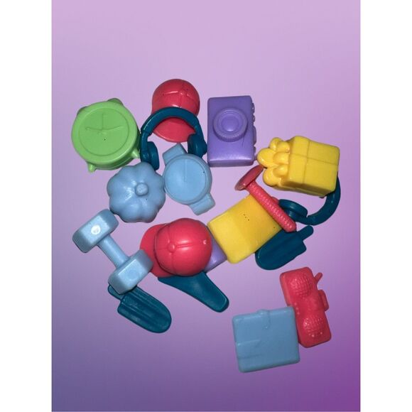 10 Itty Bitty Lost Kittie Figures Mini Figure Plastic Cats & Accessories B1 - Picture 2 of 2